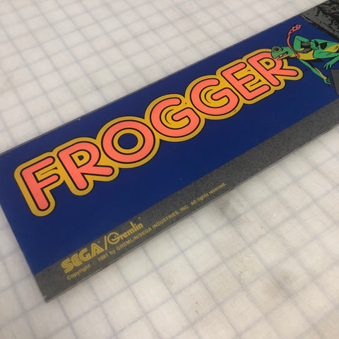 Vintage - Frogger Arcade Marquee - Escape Pod Online